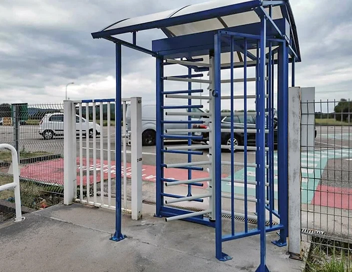 RTD-16.2 Full Heigh Rotor Turnstile with RTC-16 Canopy, Trane Plant, France